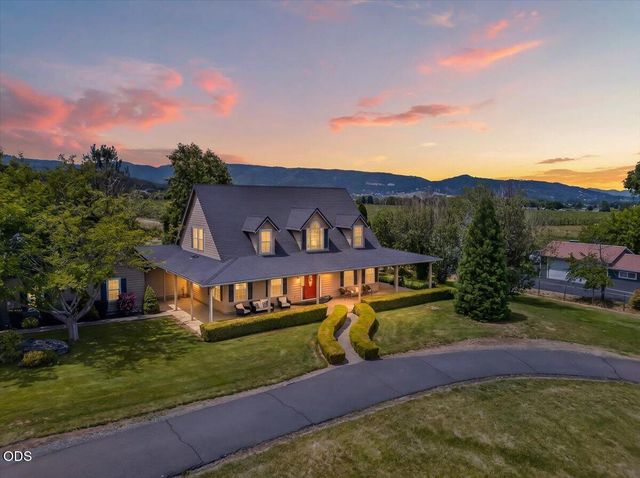 1760 Minear Road, Medford, OR 97501