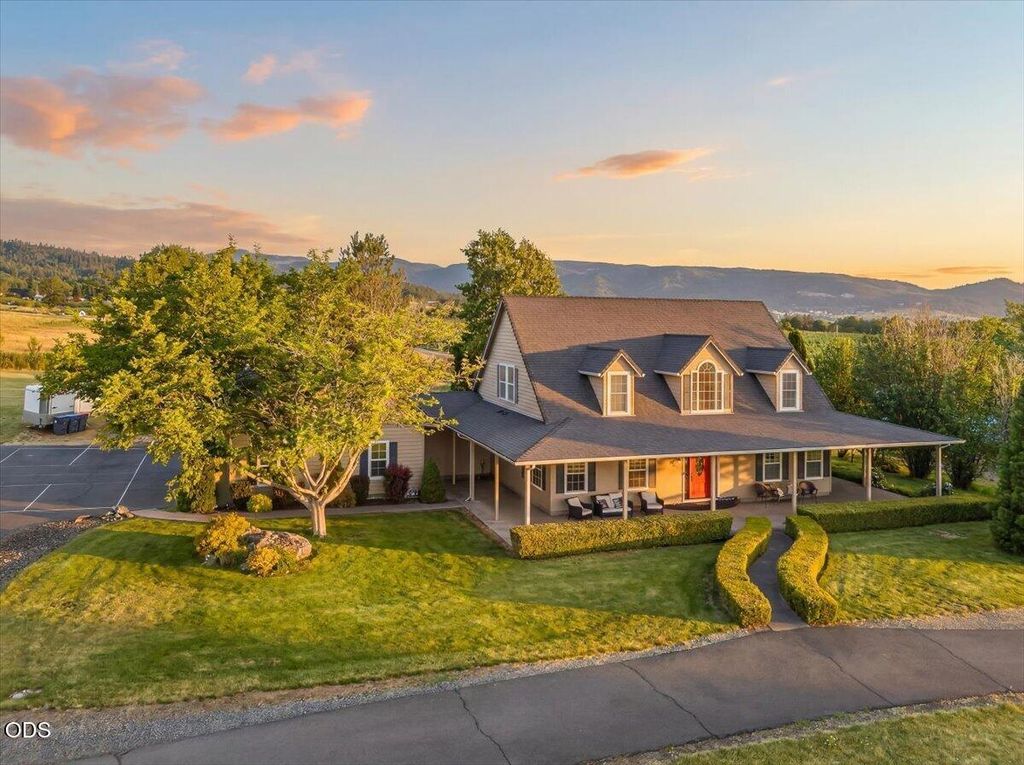 1760 Minear Road, Medford, OR 97501