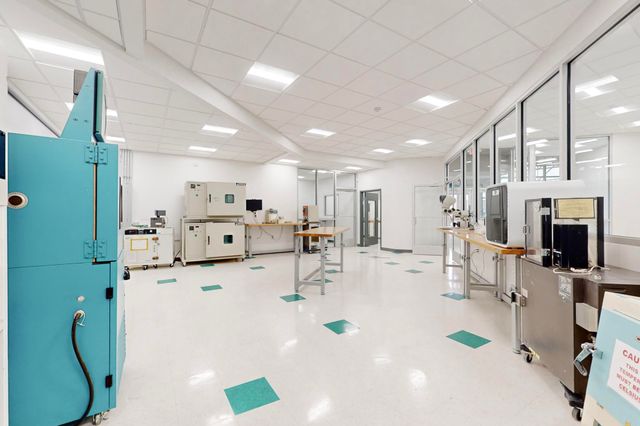 6410 GIBSON Boulevard SE, Albuquerque, NM 87108