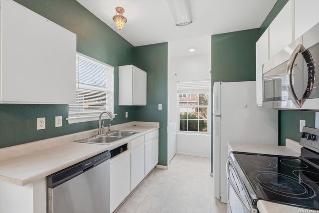 4438 Southeast Dr, San Antonio, TX 78222