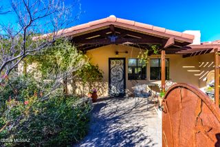 2205 E Hampton Street, Tucson, AZ 85719