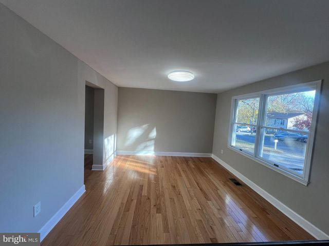 8210 WILLOW ST, Laurel, MD 20707