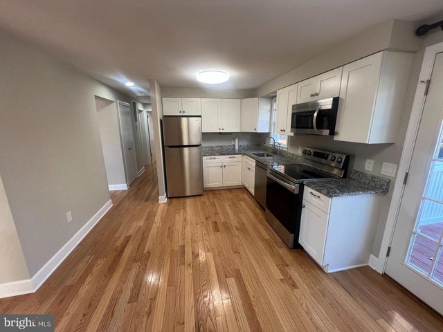 8210 WILLOW ST, Laurel, MD 20707