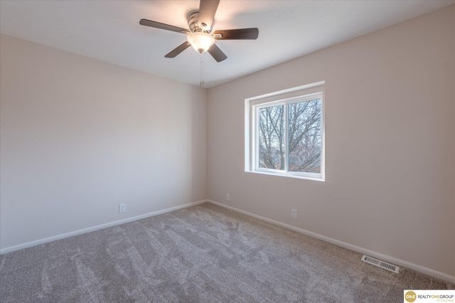 5105 S 165th Street, Omaha, NE 68135