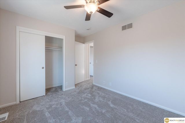 5105 S 165th Street, Omaha, NE 68135