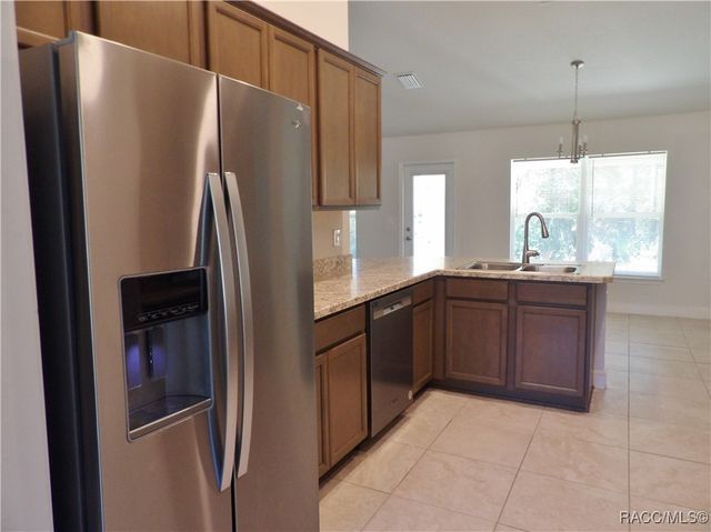 5074 N Buffalo Drive, Beverly Hills, FL 34465