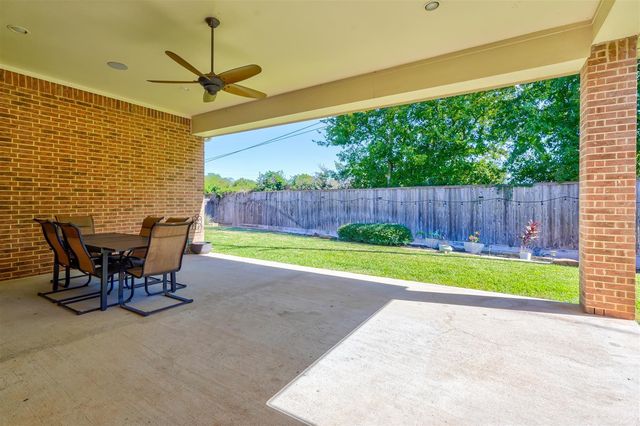 32219 Waterford Crest Lane, Fulshear, TX 77441