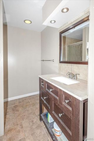 1909 Lakeheights Lane, Spanish Lake, MO 63138