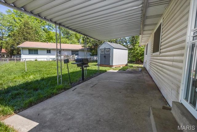 1909 Lakeheights Lane, Spanish Lake, MO 63138