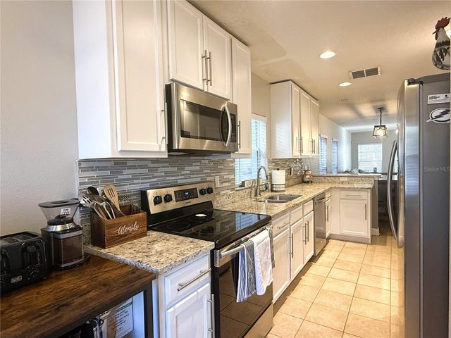 1934 W SPRUCE STREET, Tampa, FL 33607