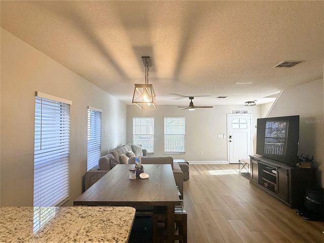 1934 W SPRUCE STREET, Tampa, FL 33607