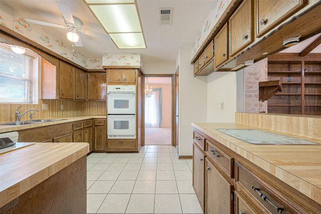 8706 Tavistock Drive, Houston, TX 77031