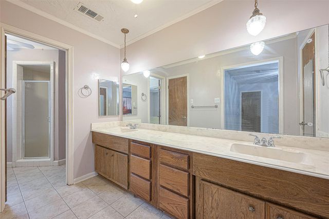 8706 Tavistock Drive, Houston, TX 77031