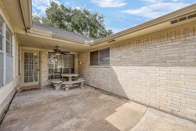 8706 Tavistock Drive, Houston, TX 77031