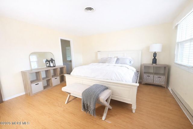 988 B Constitution Boulevard, Whiting, NJ 08759