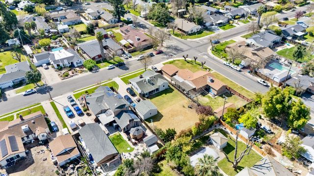 1535 Valencia Ave, Stockton, CA 95209