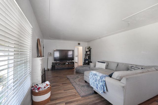 1535 Valencia Ave, Stockton, CA 95209