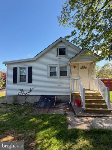 11 HEATH ST, Ewing Twp, NJ 08638