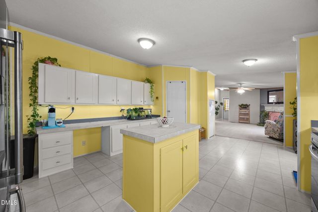 102 Foxtree Court, Benson, NC 27504