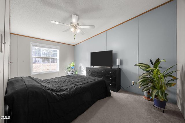 102 Foxtree Court, Benson, NC 27504