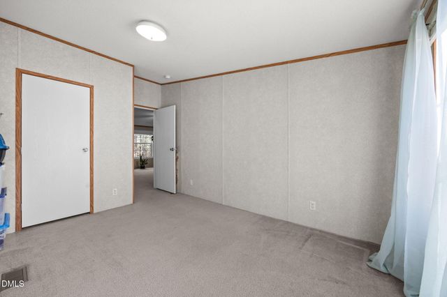 102 Foxtree Court, Benson, NC 27504