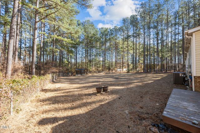 102 Foxtree Court, Benson, NC 27504