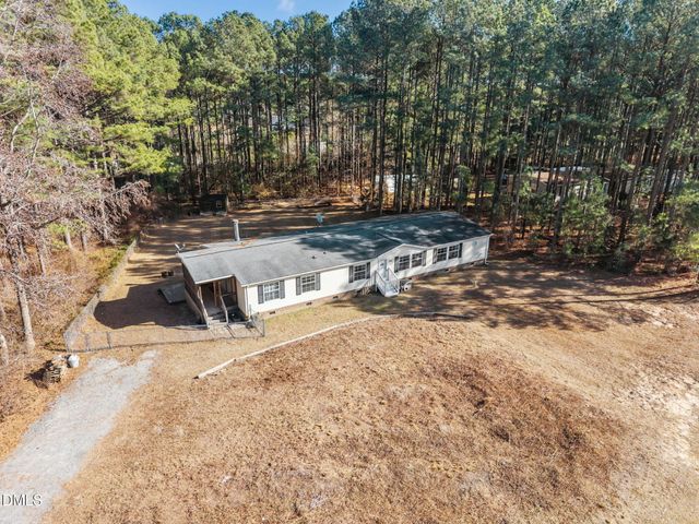 102 Foxtree Court, Benson, NC 27504
