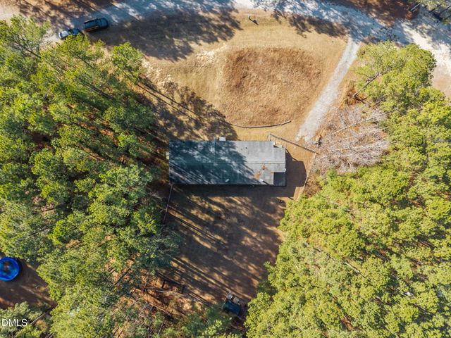 102 Foxtree Court, Benson, NC 27504