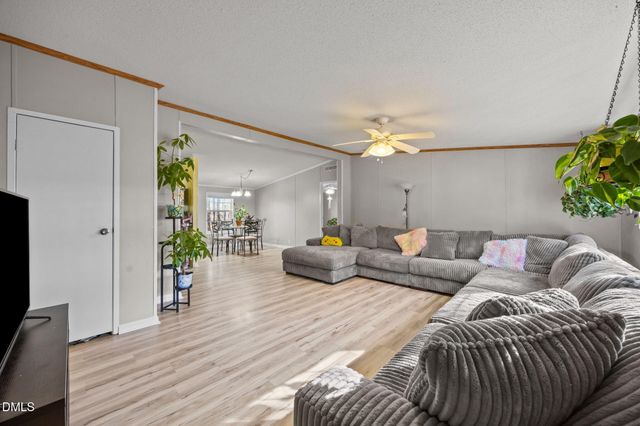 102 Foxtree Court, Benson, NC 27504