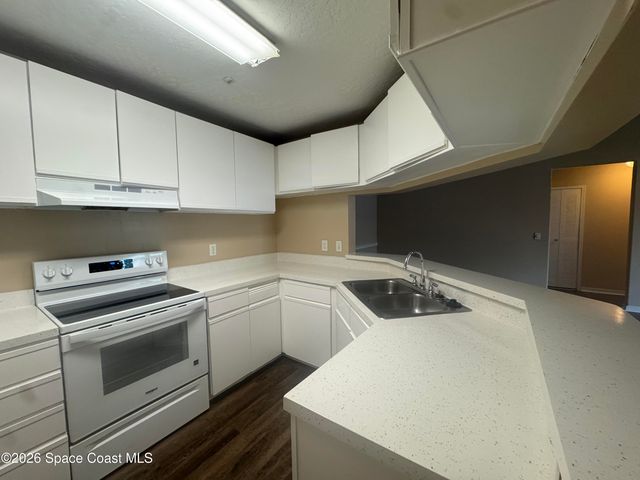 7667 N Wickham Road 1415, Melbourne, FL 32940