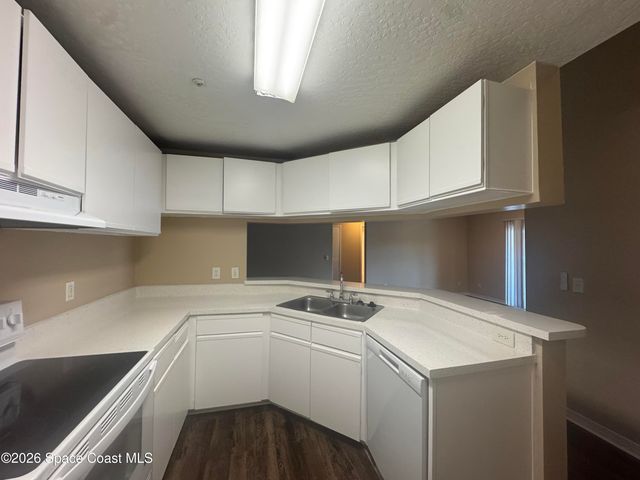 7667 N Wickham Road 1415, Melbourne, FL 32940