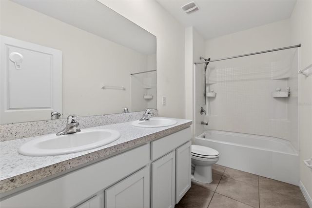 32597 CANYONLANDS DRIVE, Wesley Chapel, FL 33543