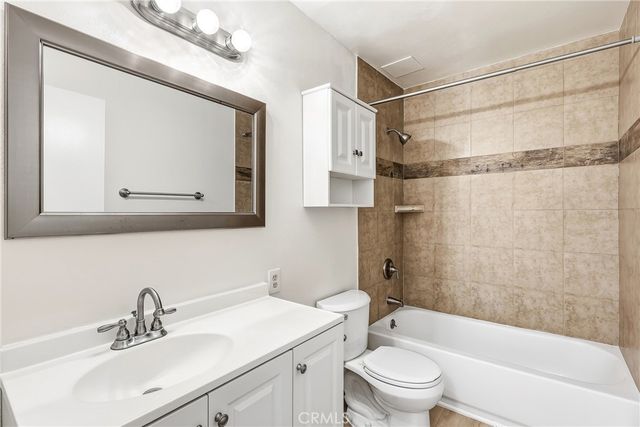 16205 Cornuta Ave 2, Bellflower, CA 90706