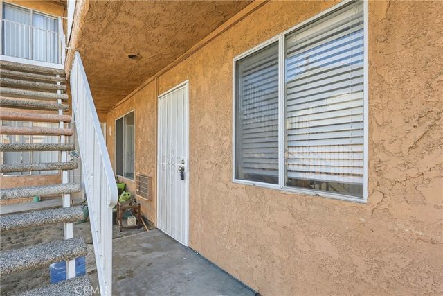16205 Cornuta Ave 2, Bellflower, CA 90706