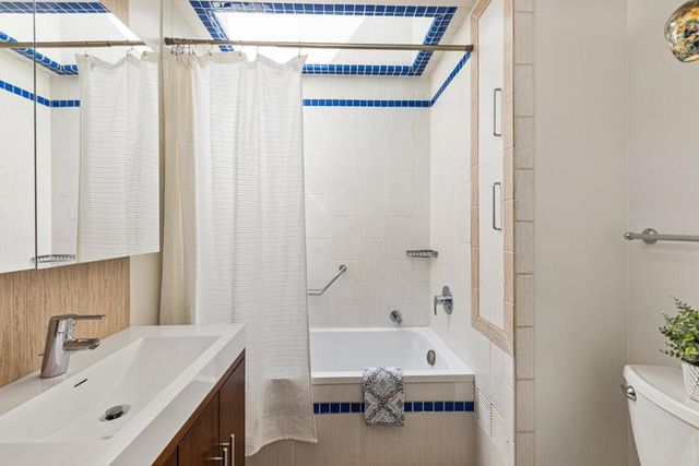 212 Gilbert Avenue, Menlo Park, CA 94025