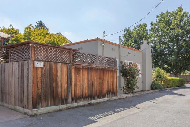212 Gilbert Avenue, Menlo Park, CA 94025