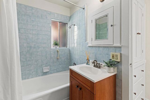 212 Gilbert Avenue, Menlo Park, CA 94025