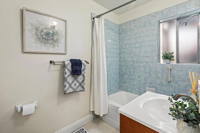 212 Gilbert Avenue, Menlo Park, CA 94025