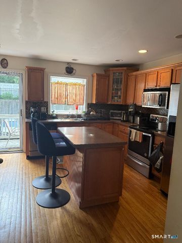 40 Division Street 6, Danbury, CT 06810
