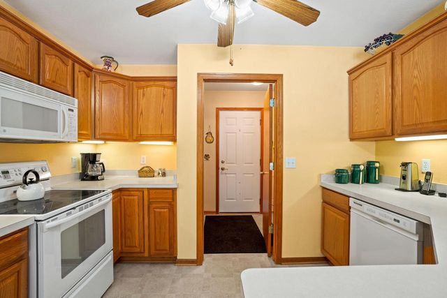 5015 Kingdom COURT, Racine, WI 53402