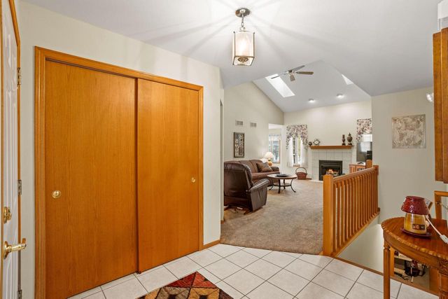 5015 Kingdom COURT, Racine, WI 53402