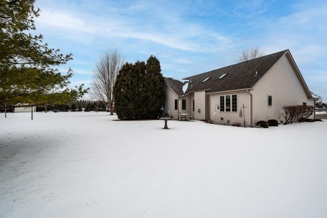 5015 Kingdom COURT, Racine, WI 53402