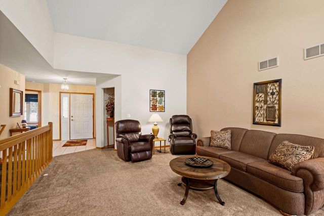 5015 Kingdom COURT, Racine, WI 53402