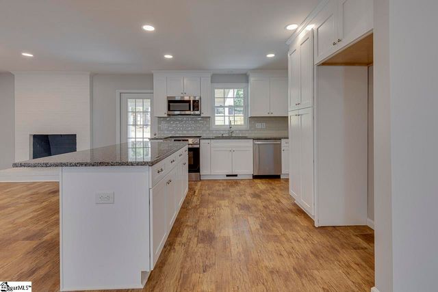 120 Ponderosa Drive, Simpsonville, SC 29681