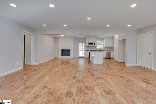 120 Ponderosa Drive, Simpsonville, SC 29681