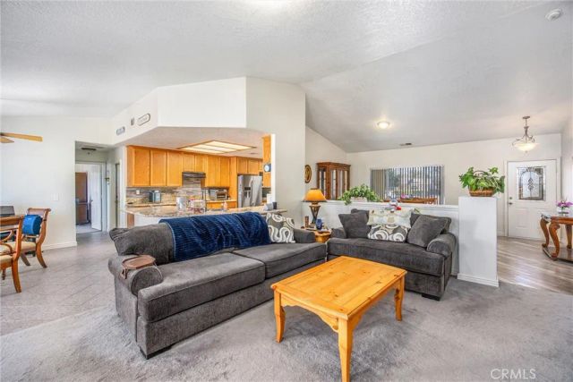 16403 El Centro Street, Hesperia, CA 92345