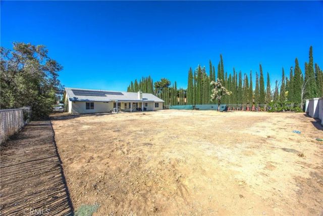 16403 El Centro Street, Hesperia, CA 92345