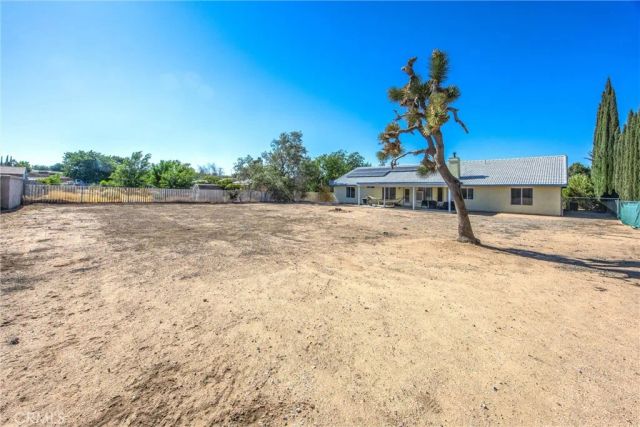 16403 El Centro Street, Hesperia, CA 92345