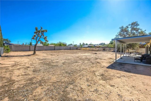 16403 El Centro Street, Hesperia, CA 92345