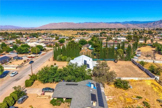 16403 El Centro Street, Hesperia, CA 92345